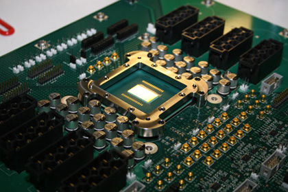 Демонстрация 80-ядерного процессора Intel