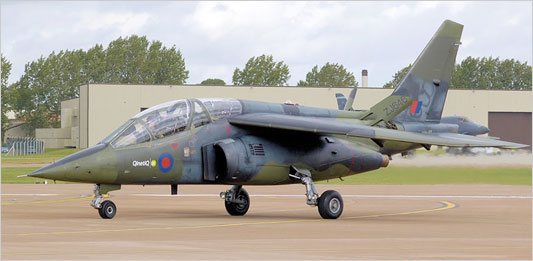 Лёгкий штурмовик Dornier Alpha Jet для руководства Google